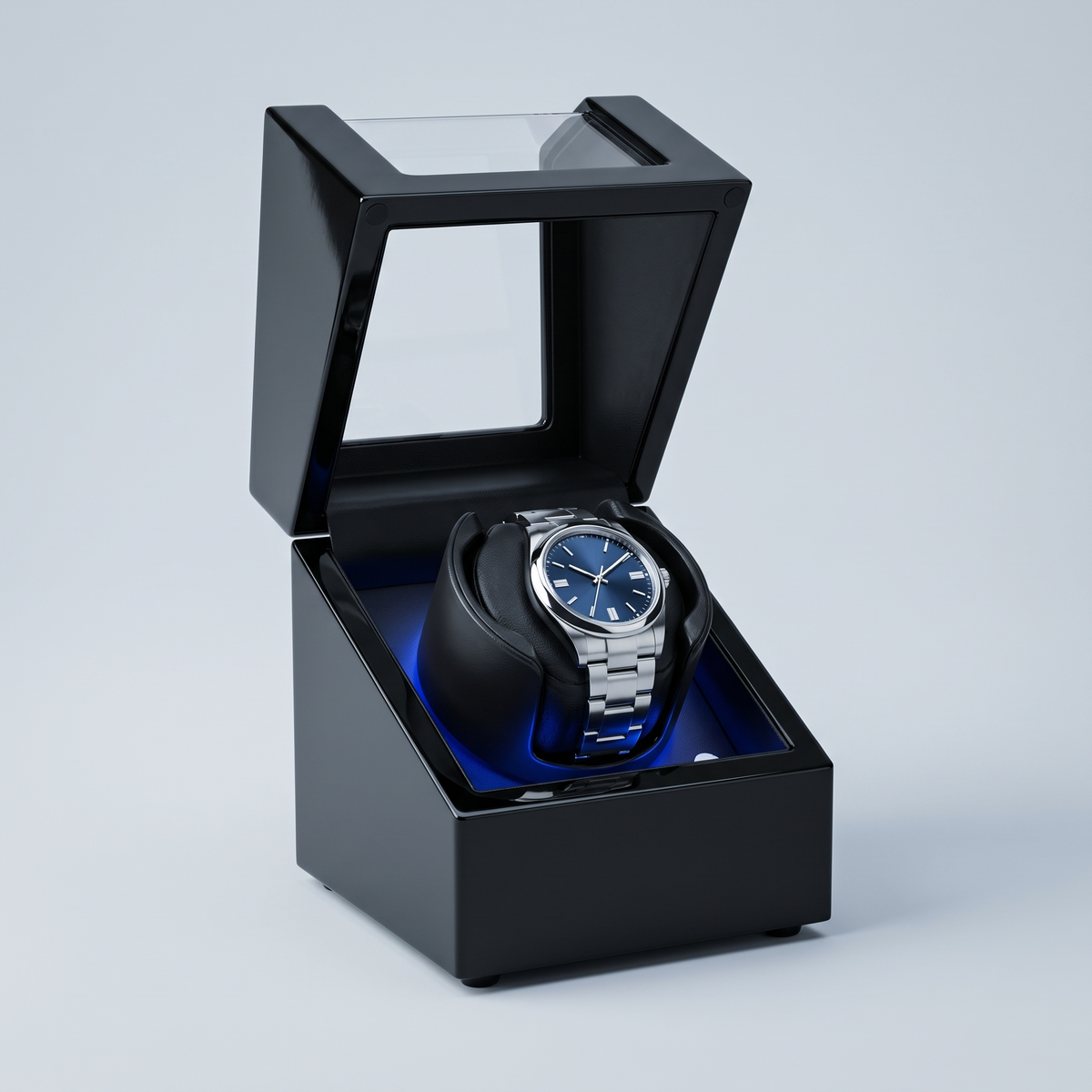 Single Watch Winder, Baked Lacquer Wood, three-quarter studio view