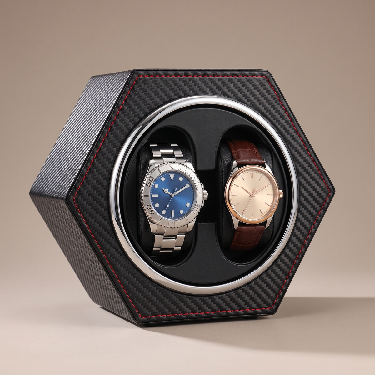Watch Winder 2 Slots, Carbon Fibre, three-quarter studio view