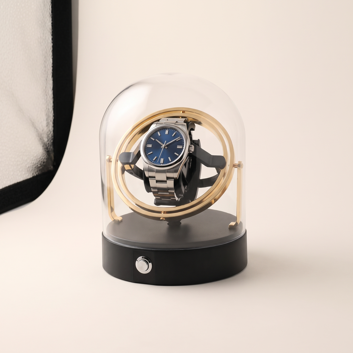 Single Watch Winder, Metal Body, three-quarter studio view