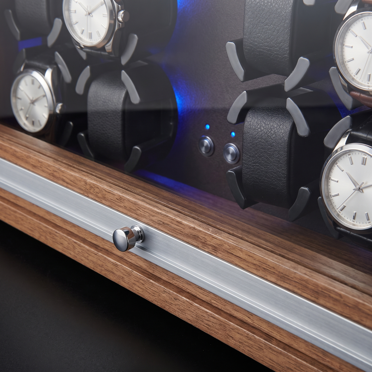 Watch Winder 6 Slots, Black Walnut Wood, Open-Stop, close-up of the finish