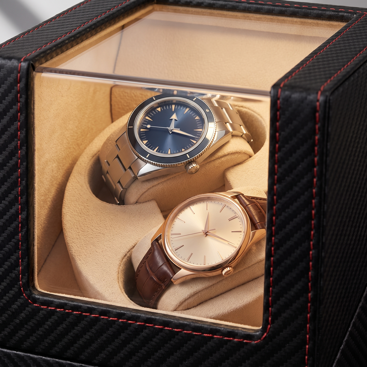 Watch Winder 2 Slots, Leather, Rechargeable, close-up of the watch positions